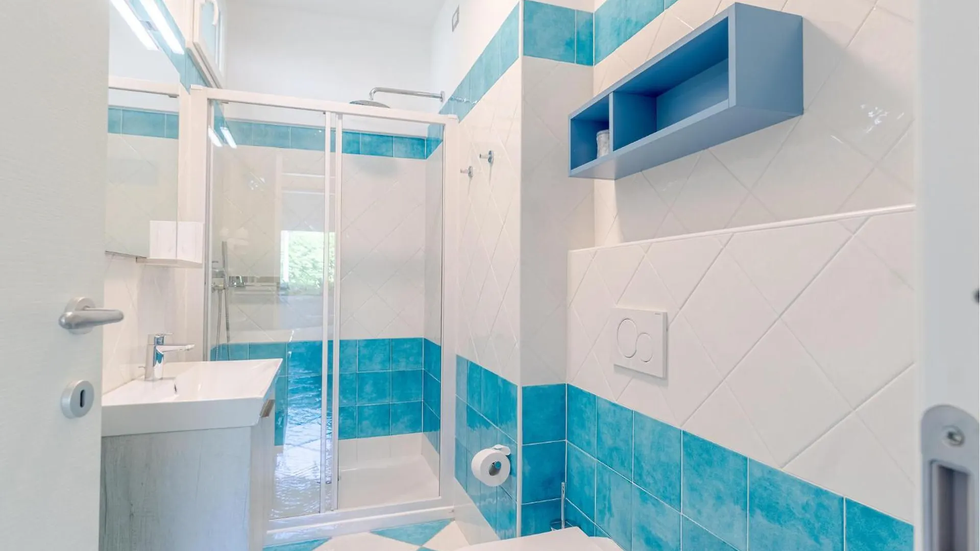 Lovely Apartment In Deiva Marina With Kitchen